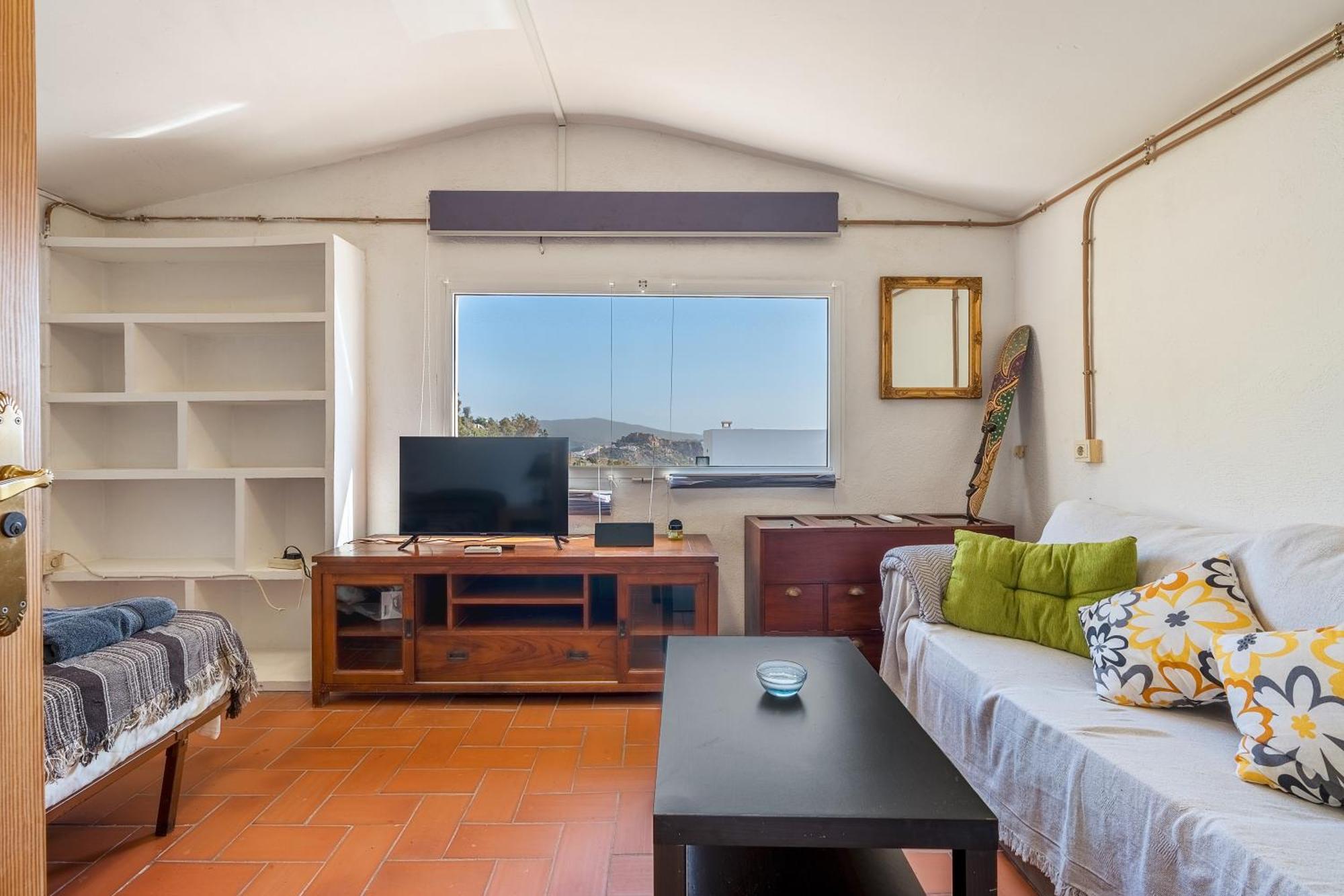 Martinez Villa